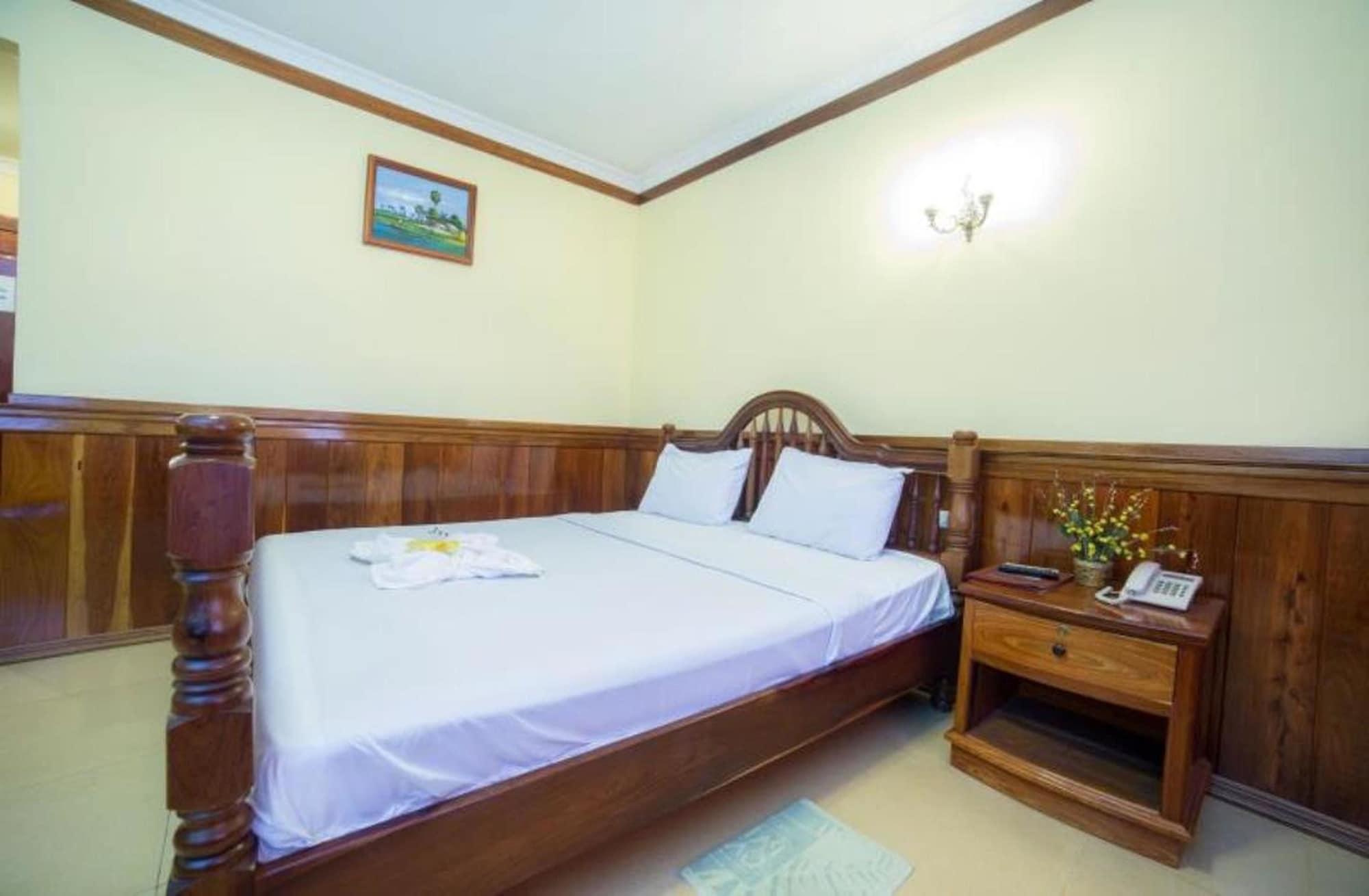 Banan Hotel Battambang Luaran gambar