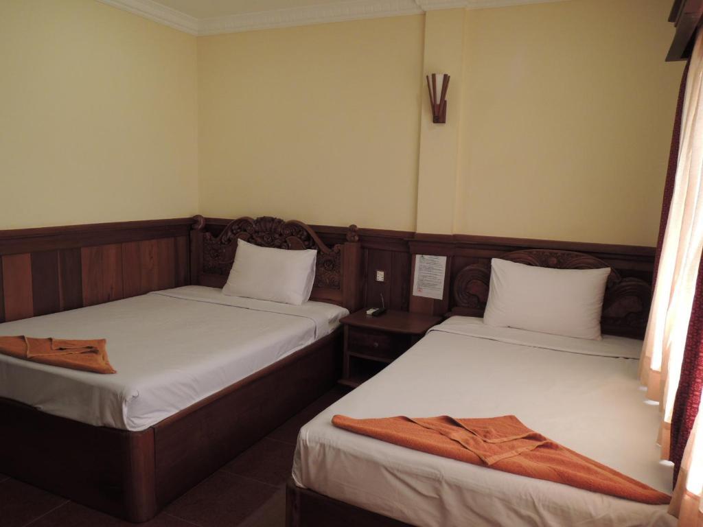 Banan Hotel Battambang Luaran gambar